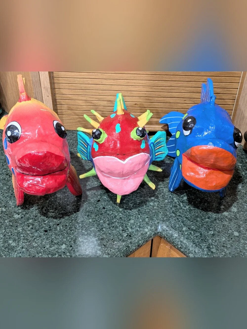 Paper Mache 3 Large Colorful Fish. Beautiful Decorative Set. EUC